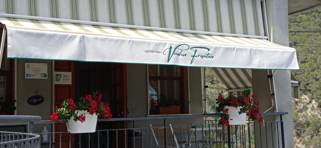 Agriturismo Vecchio Frantoio Villatella ภายนอก รูปภาพ